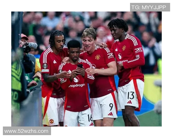 曼联迎战罗欺托夫欧联杯激战一触即发球迷期待精彩对决